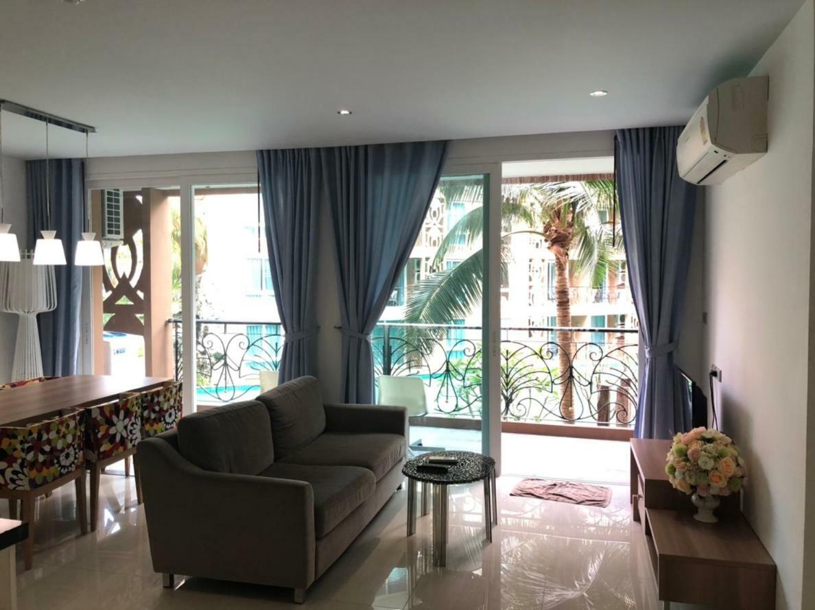 Atlantis Condo Resort Jomtien Exterior photo