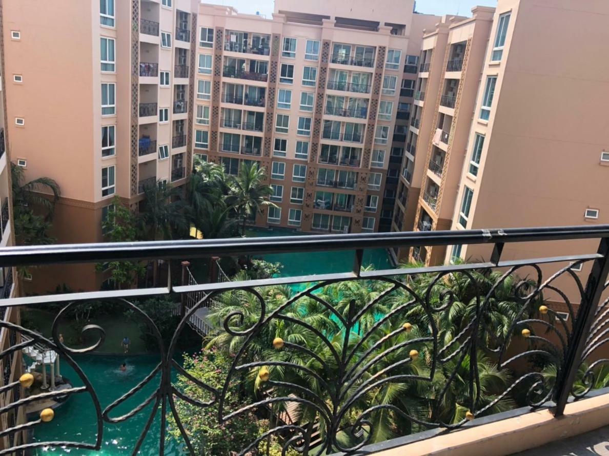 Atlantis Condo Resort Jomtien Exterior photo